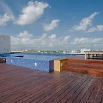 Penthouse Lunada